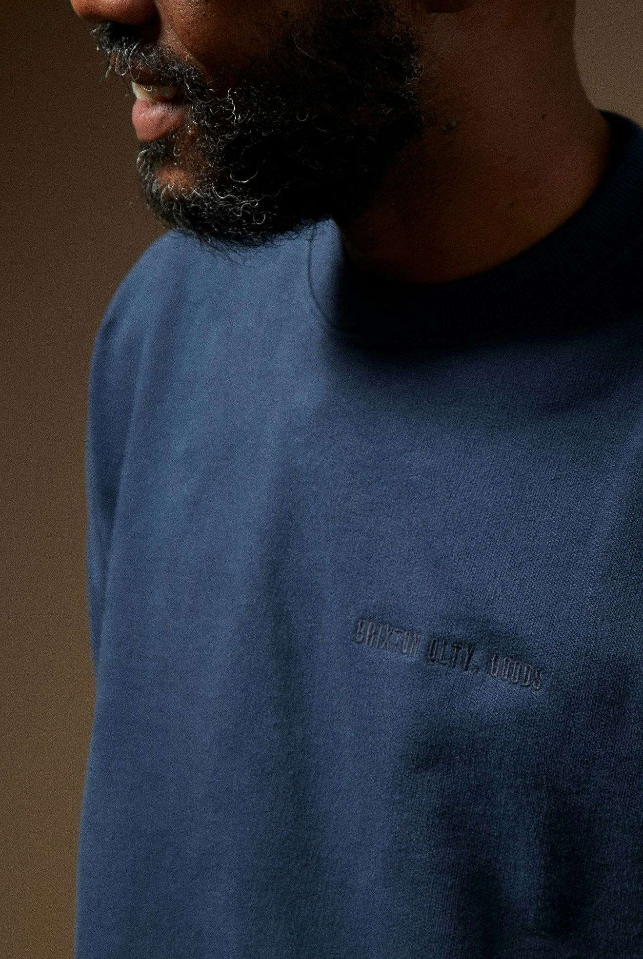 Men's Lifestyle 1 | Embroidered Heavyweight Oversized Crew - Washed Navy