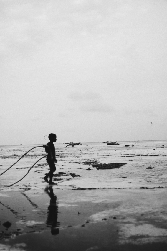 2.  Tury Akbari  – @tury.akbari