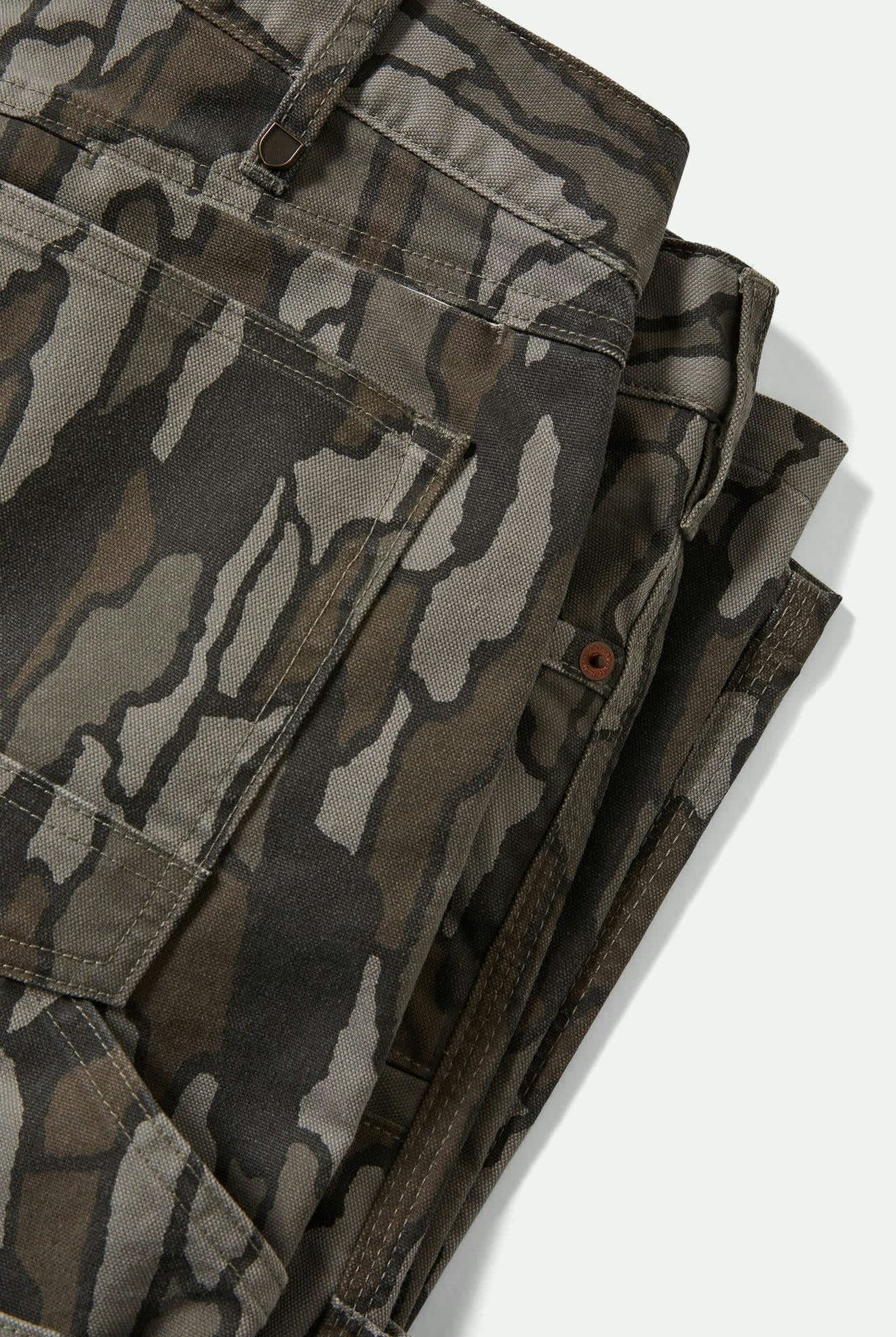 Men's Builders Carpenter Stretch Pant in the color Bark Camo - Additional Laydown image