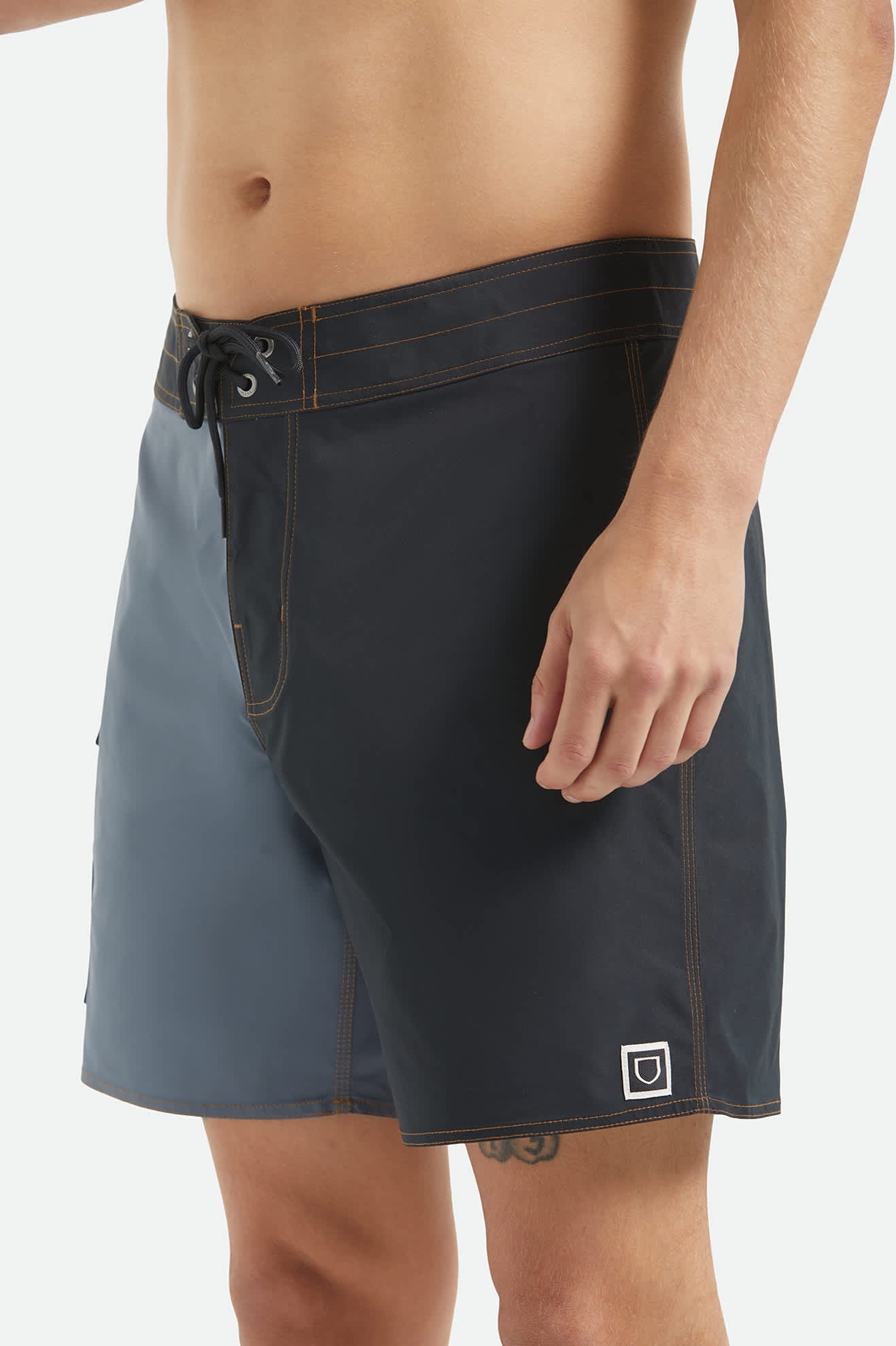 Men's Classic Trunk 17" in the color Black/Future Grey - Additional Fit image