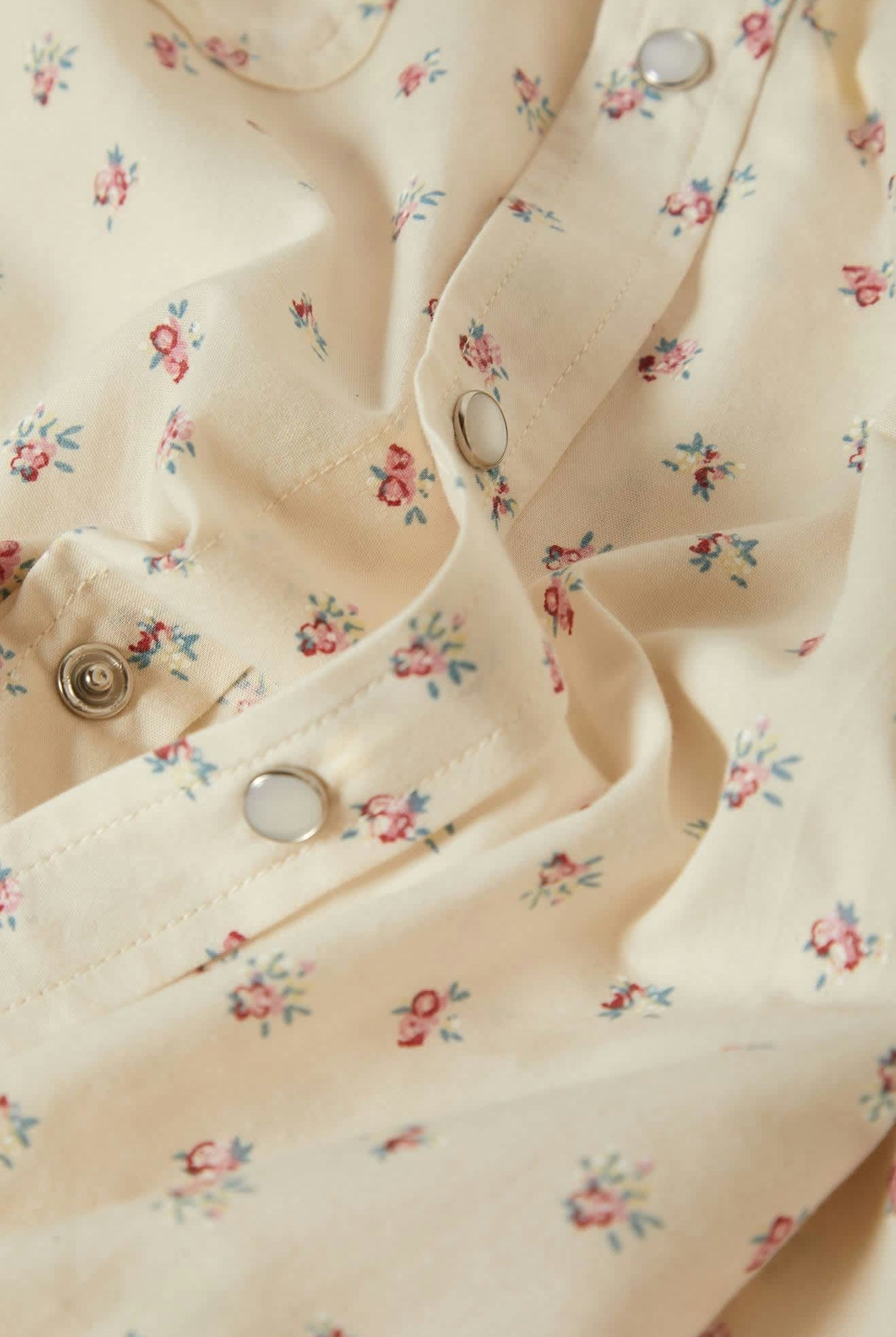 Men's Wayne Western L/S Shirt in the color Whitecap - Additional Laydown image