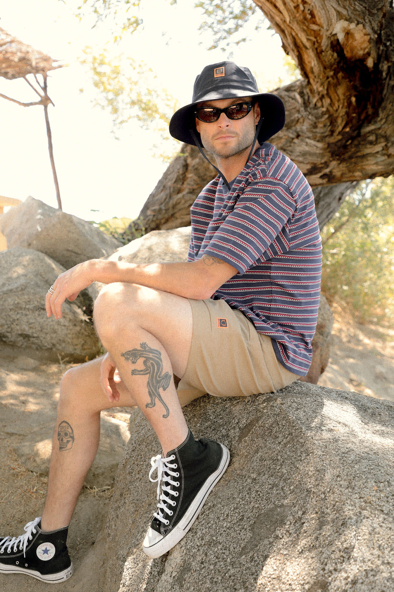 Men's Poolside Pique Box Crop T-Shirt in the color Washed Navy - Men's Lifestyle image