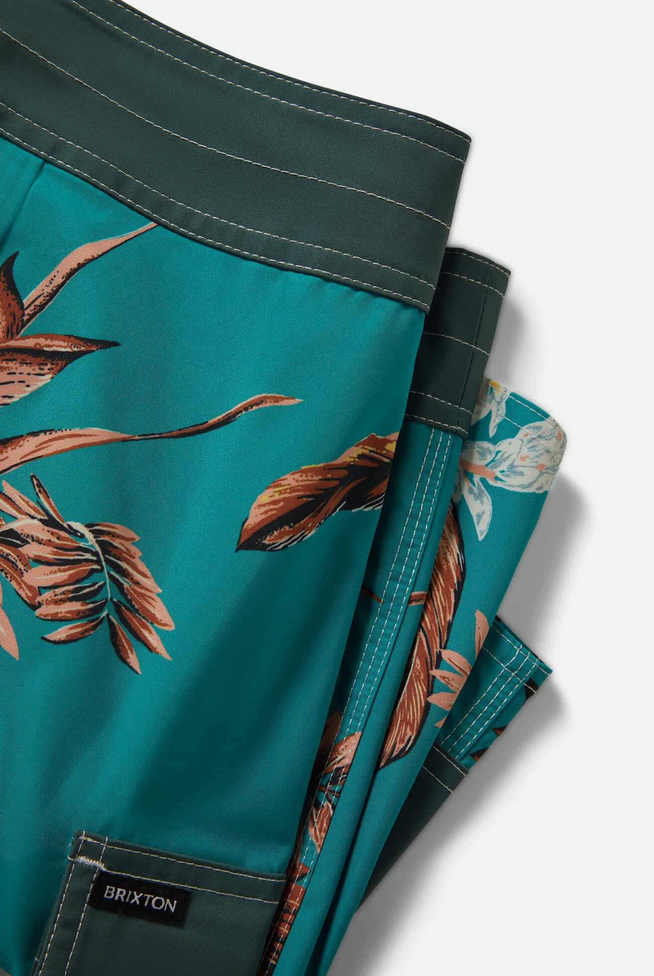 Men's Classic Trunk 17" in the color Primal Green/Floral - Additional Laydown image