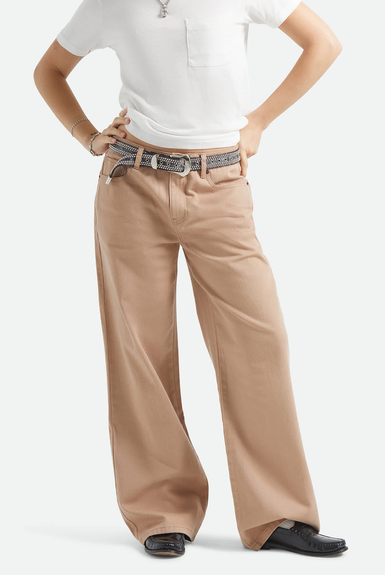 Women's The Chloe 5-Pocket Pant in the color Washed Timeless Taupe - Women's Front View