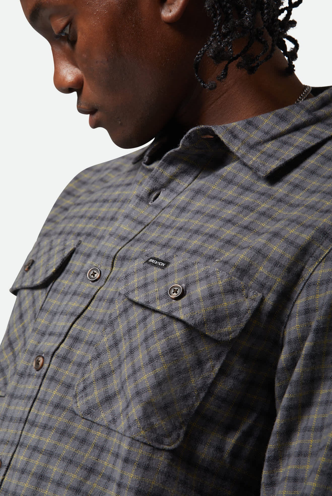Men's Bowery Lightweight Ultra Soft L/S Flannel in the color Charcoal/Ray Flower/Black - Additional Fit View