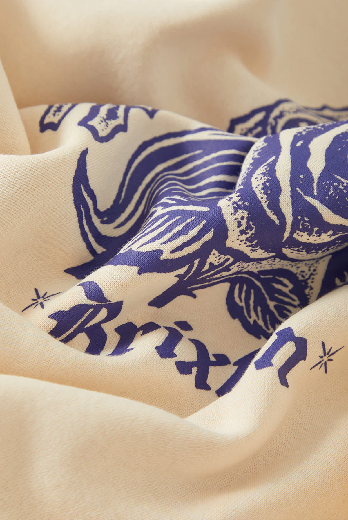 Men's Rosa Crew in the color Whitecap - Additional Laydown image