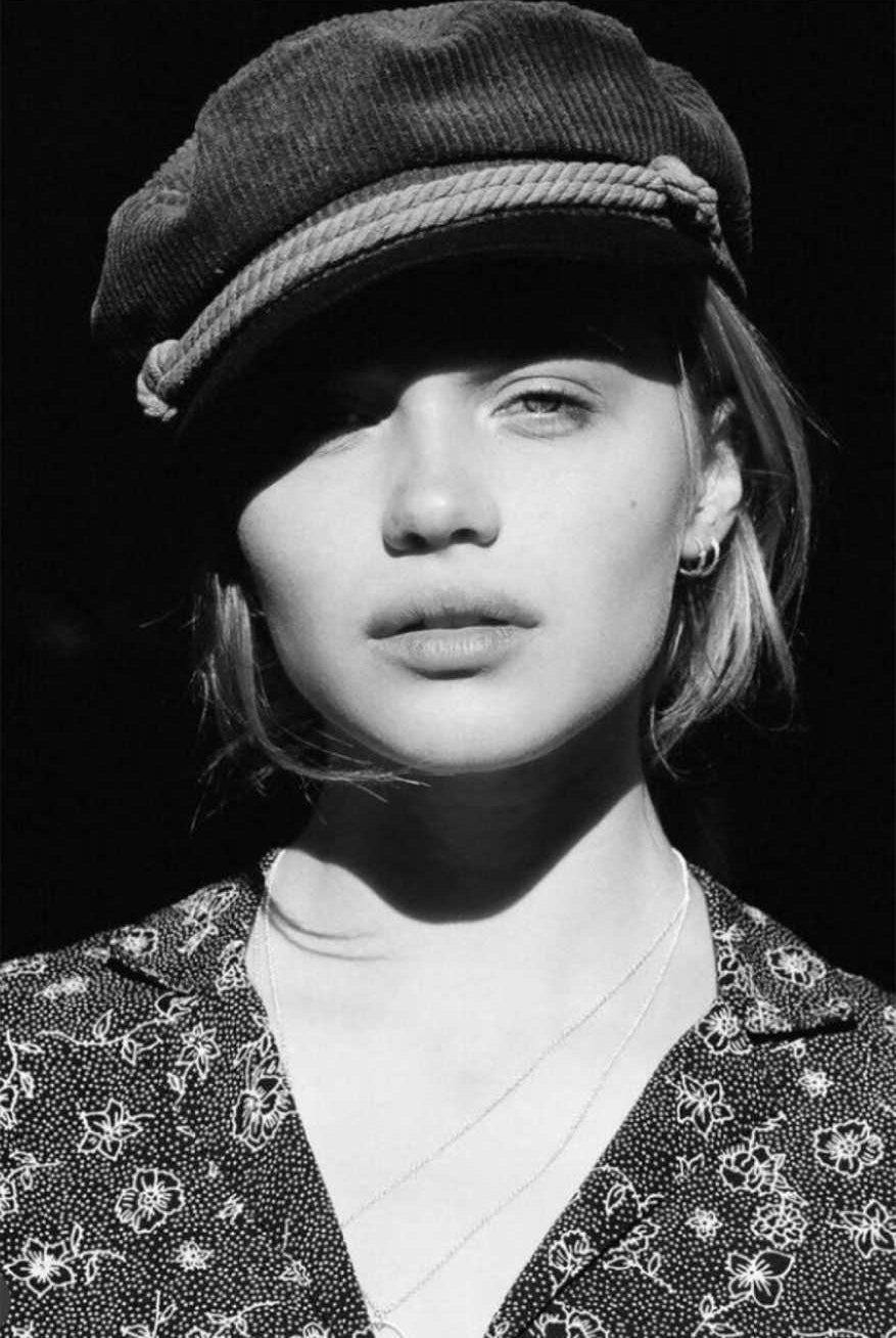 Brixton Unisex Fiddler Fisherman Cap - Black | Featured fit