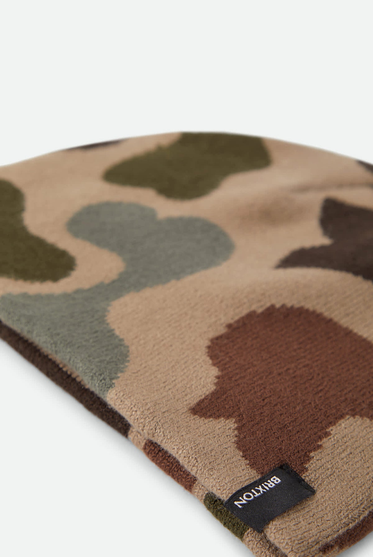 Unisex Skully Beanie in the color Duck Camo - Additional Laydown image