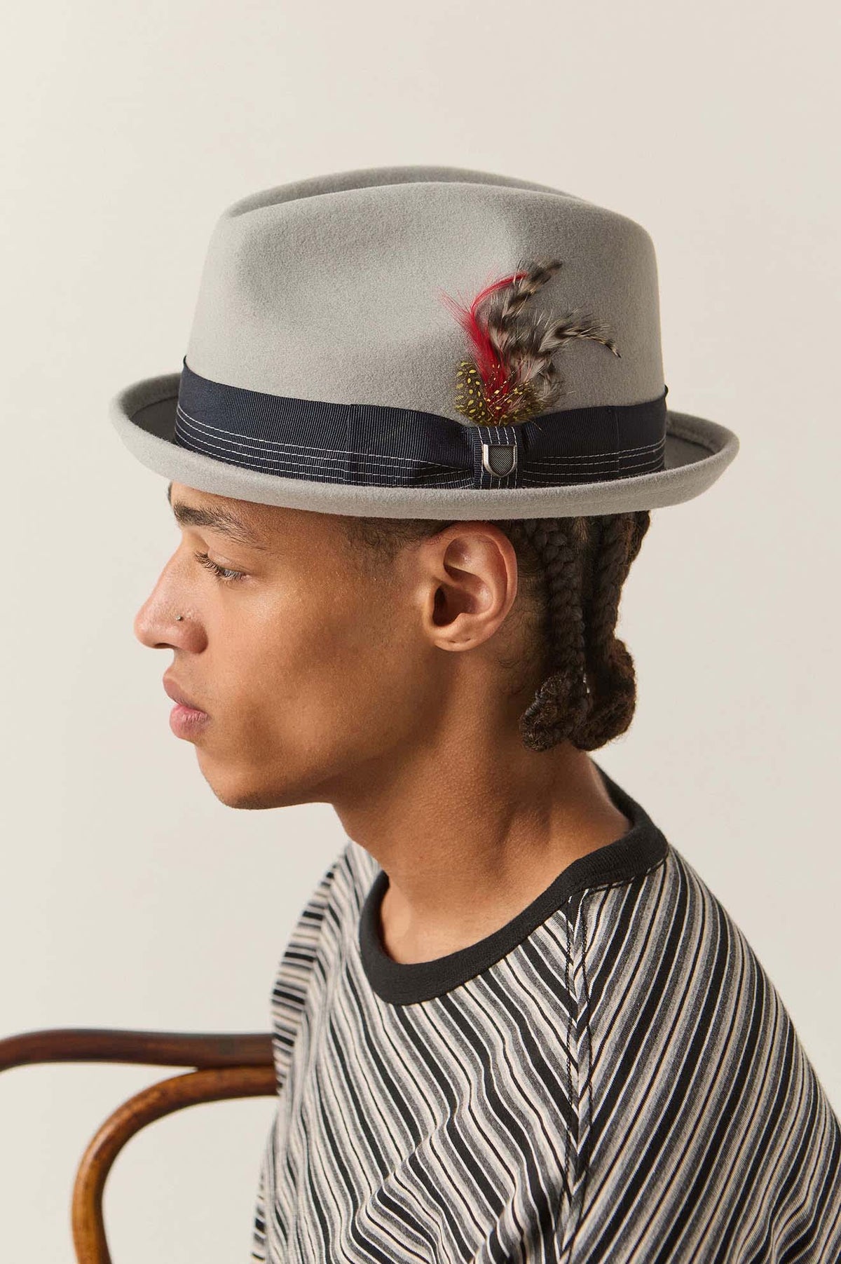 Unisex Gain Fedora in the color Light Grey/Midnight - Men's Back View