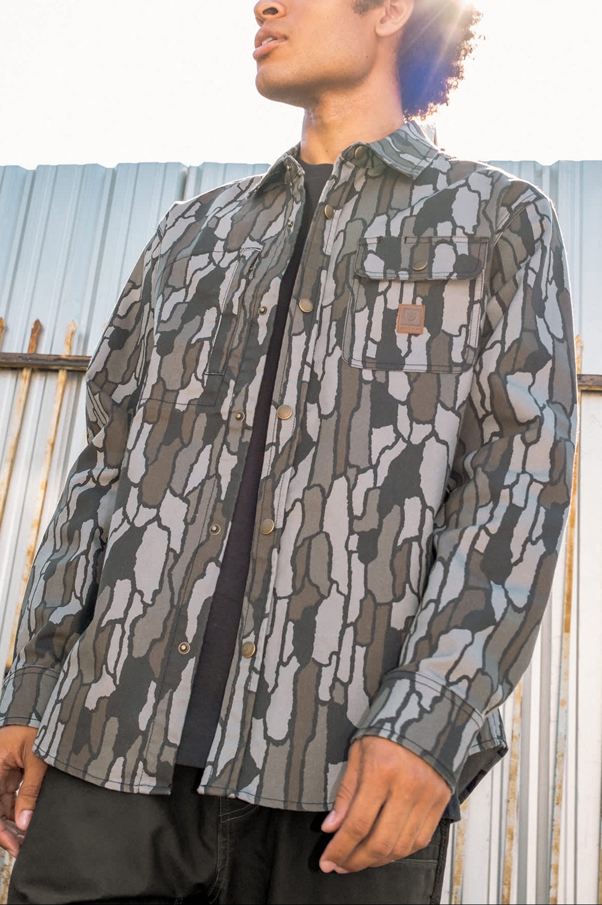 Men's Builders Stretch L/S Overshirt in the color Bark Camo - Men's Lifestyle image
