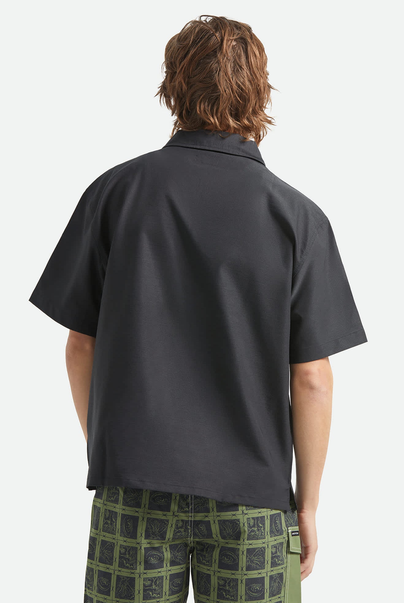 Men's Journey Lightweight 1/2 Zip Cropped Short Sleeve Shirt in the color Black - Men's Back View