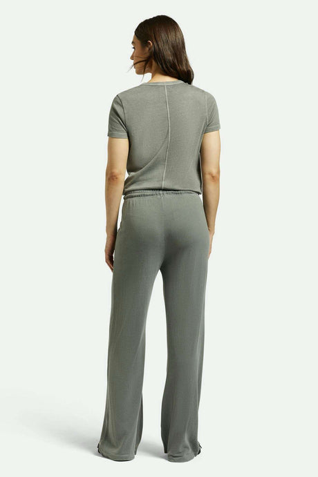 
       Women&#39;s Back Fit Image | Carefree Organic Garment Dye Lounge Pant - Washed Black
     