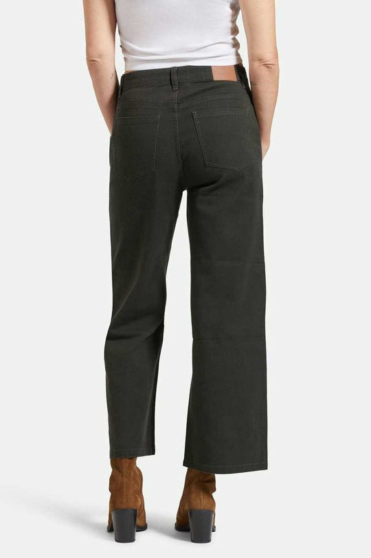 
       Women&#39;s Lifestyle 3 | Margo Cropped 5-Pocket Pant - Washed Black
     