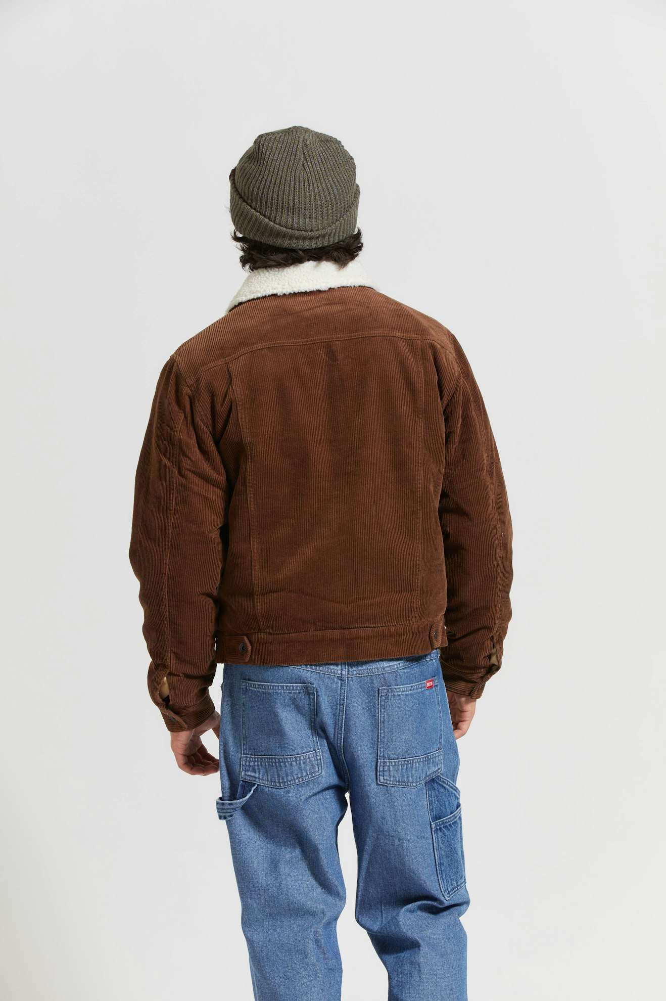 Men's Back Fit Image | Cable Sherpa Lined Trucker Jacket - Pinecone Brown