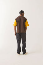 Men's Everyday E-Waist Pant in the color Black - Additional Fit image