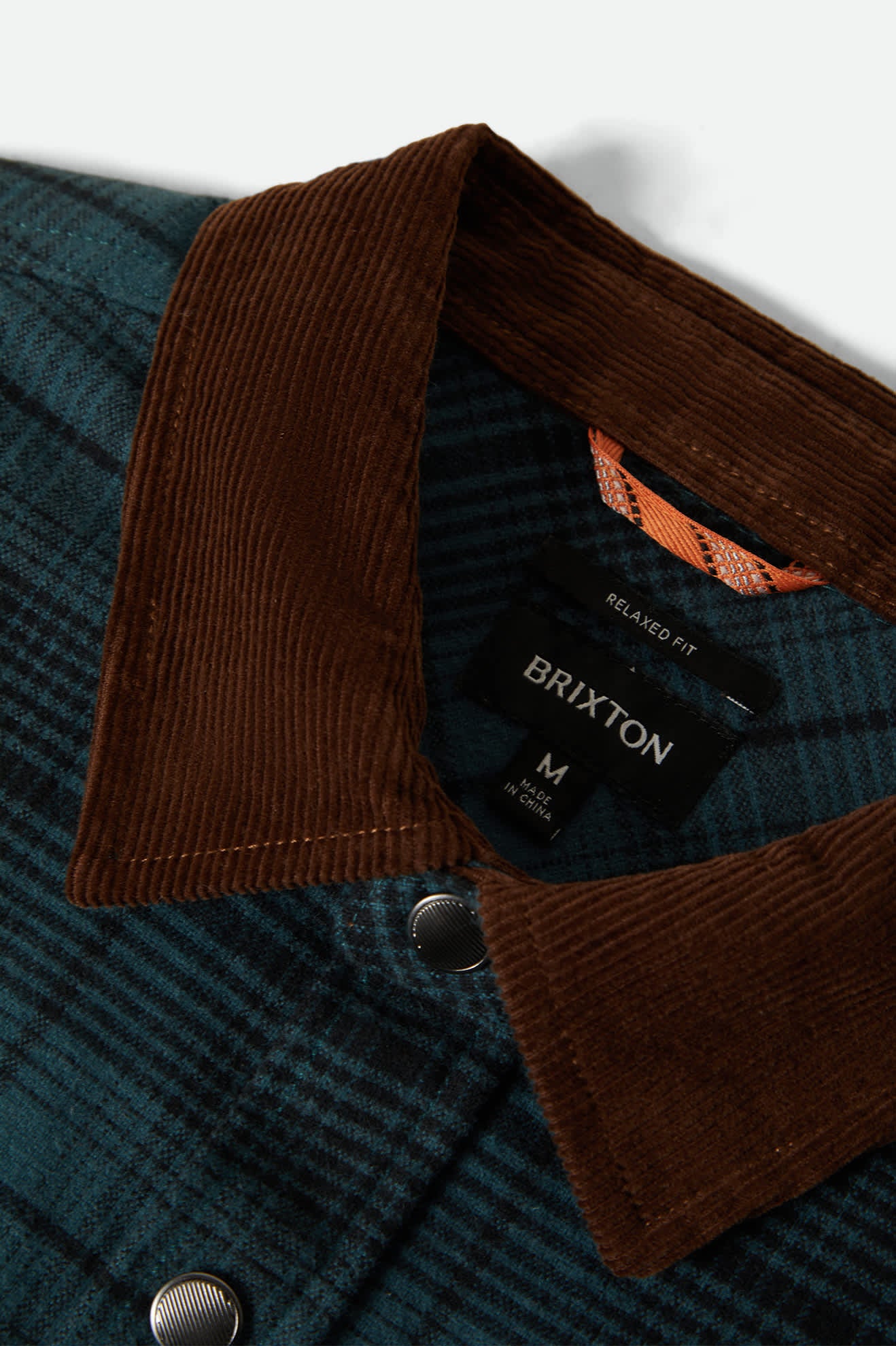 Men's Builders Bowery Stretch Water Resistant Flannel in the color Night Sage/Black - Additional Laydown image