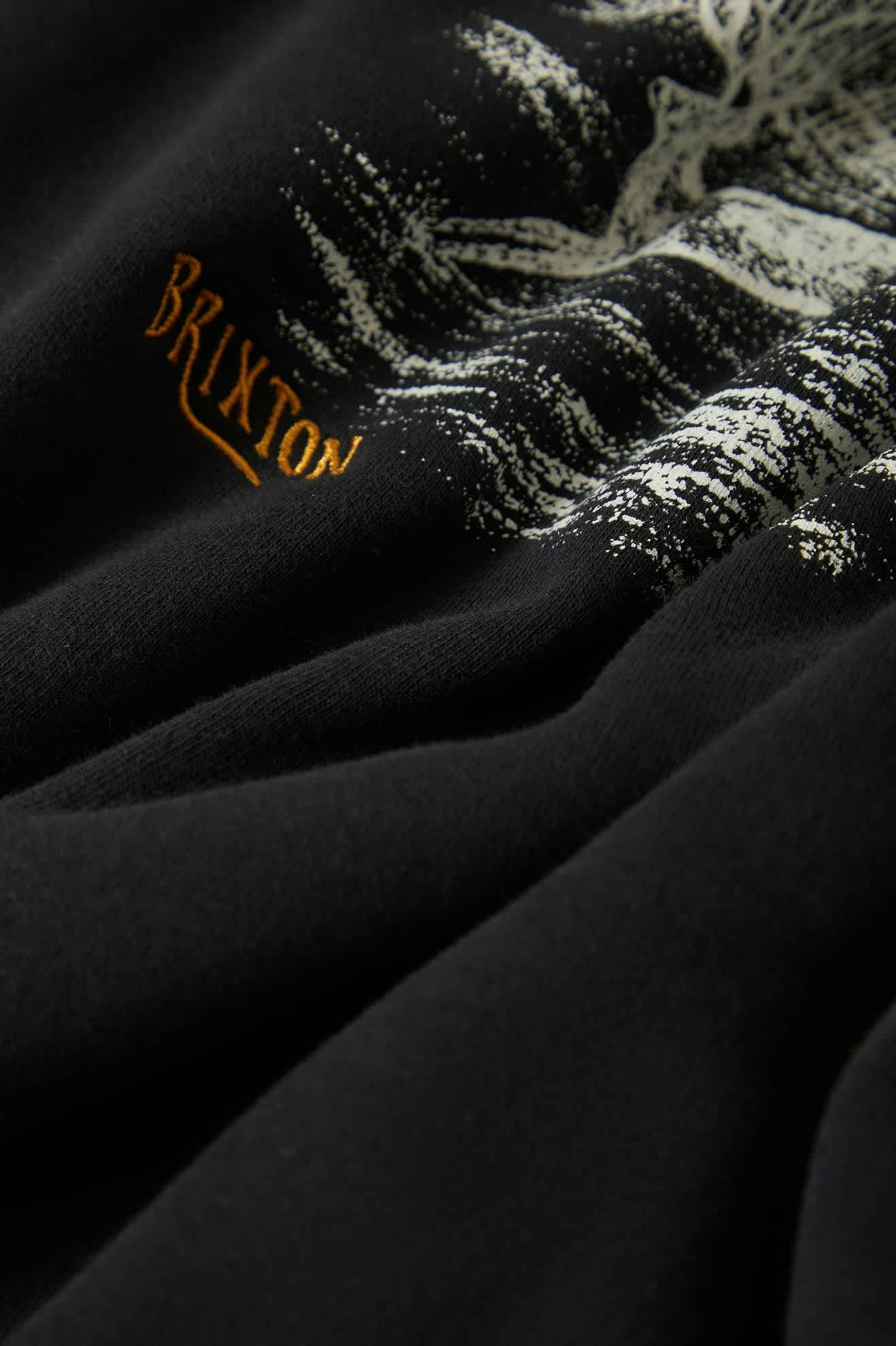 Men's Gallop Crew in the color Black - Additional Laydown image