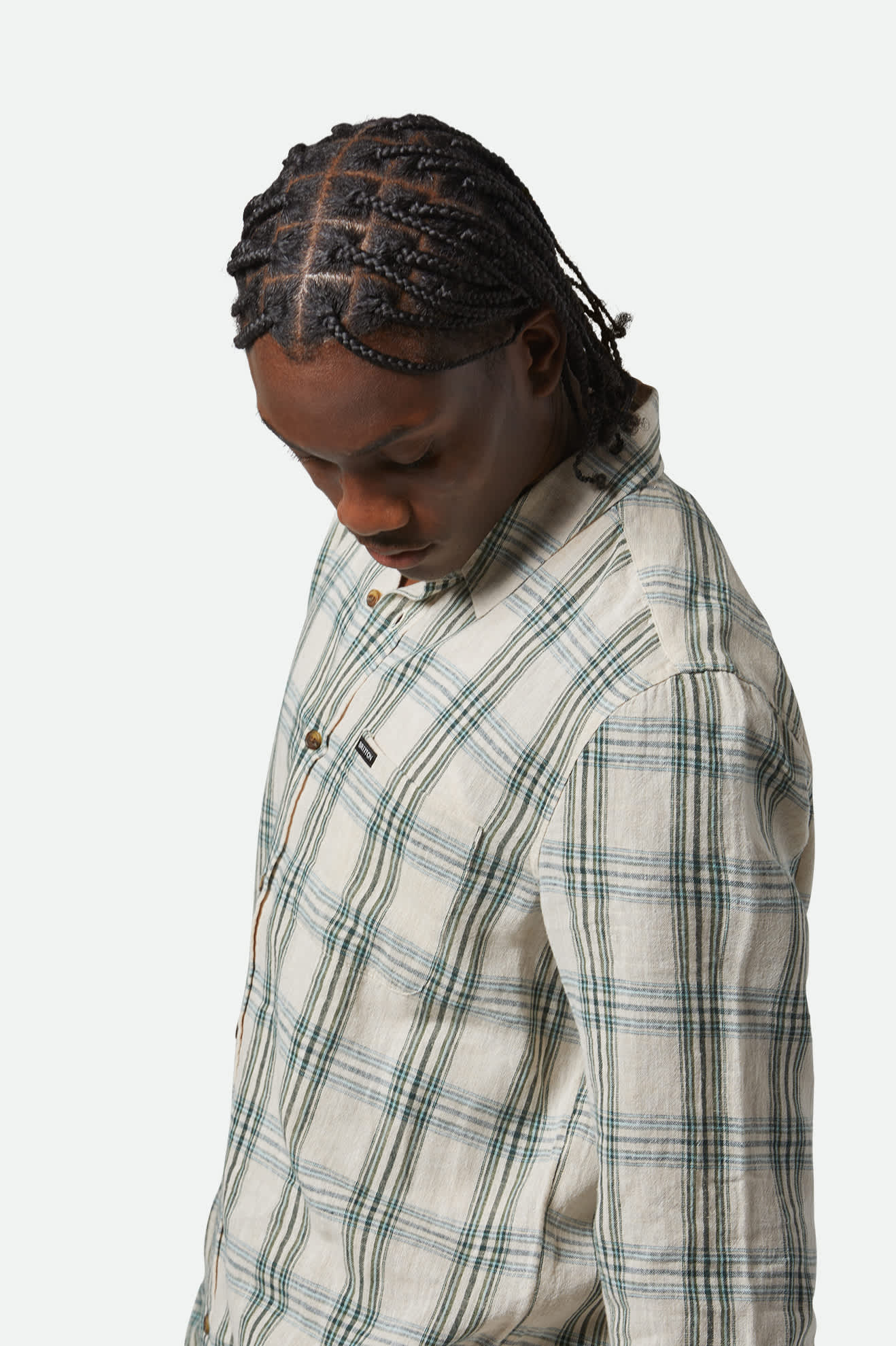 
       Men&#39;s Charter Linen Blend S/S Shirt in the color Off White/Ivy Green Plaid - Additional Fit View
     