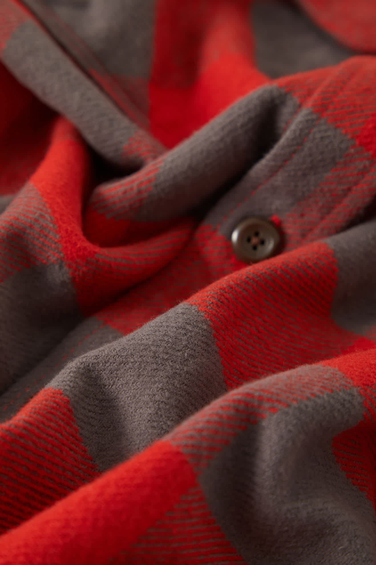Men's Bowery Heavyweight Flannel in the color Washed Red/Grey - Additional Laydown image