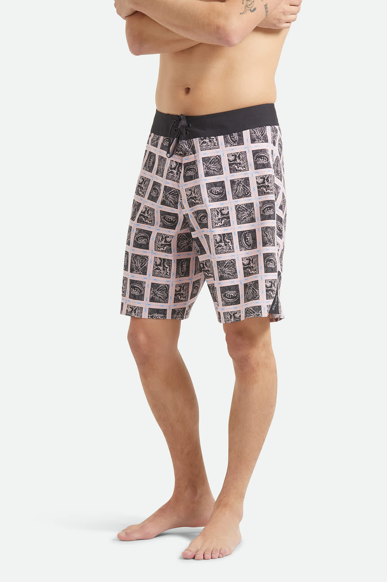 Men's Blitz Boardshort 19" in the color Silver Pink/Black - Additional Fit image