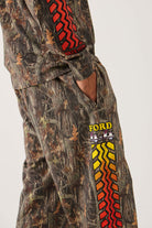 Men's Ford 4x4 Chrome Sweatpant in the color Boxwood Green - Additional Fit image