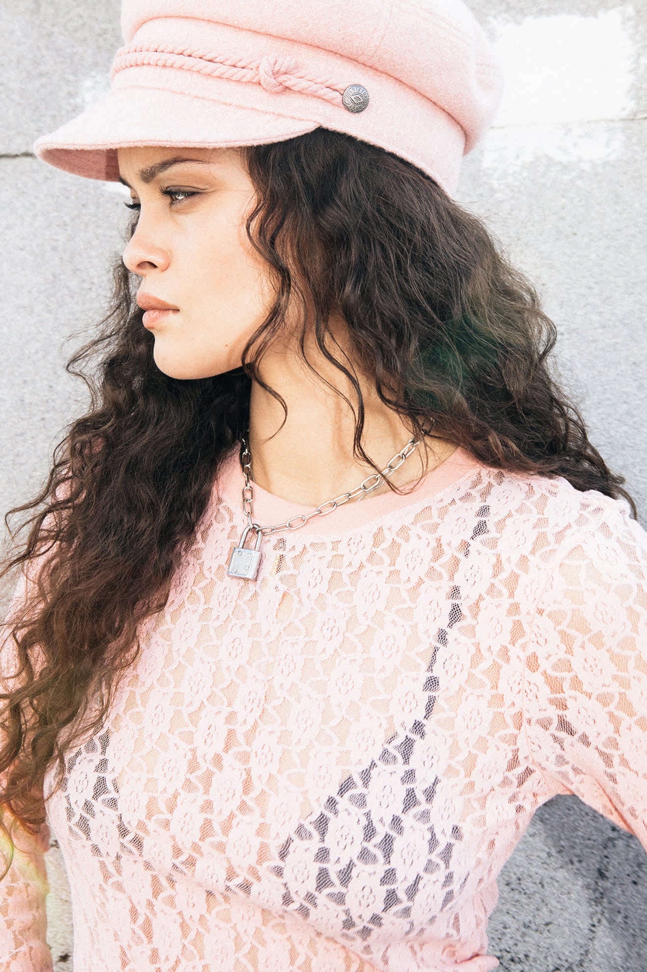 Women's Dolly Slim L/S Knit T-Shirt in the color Mellow Rose - Men's Lifestyle image