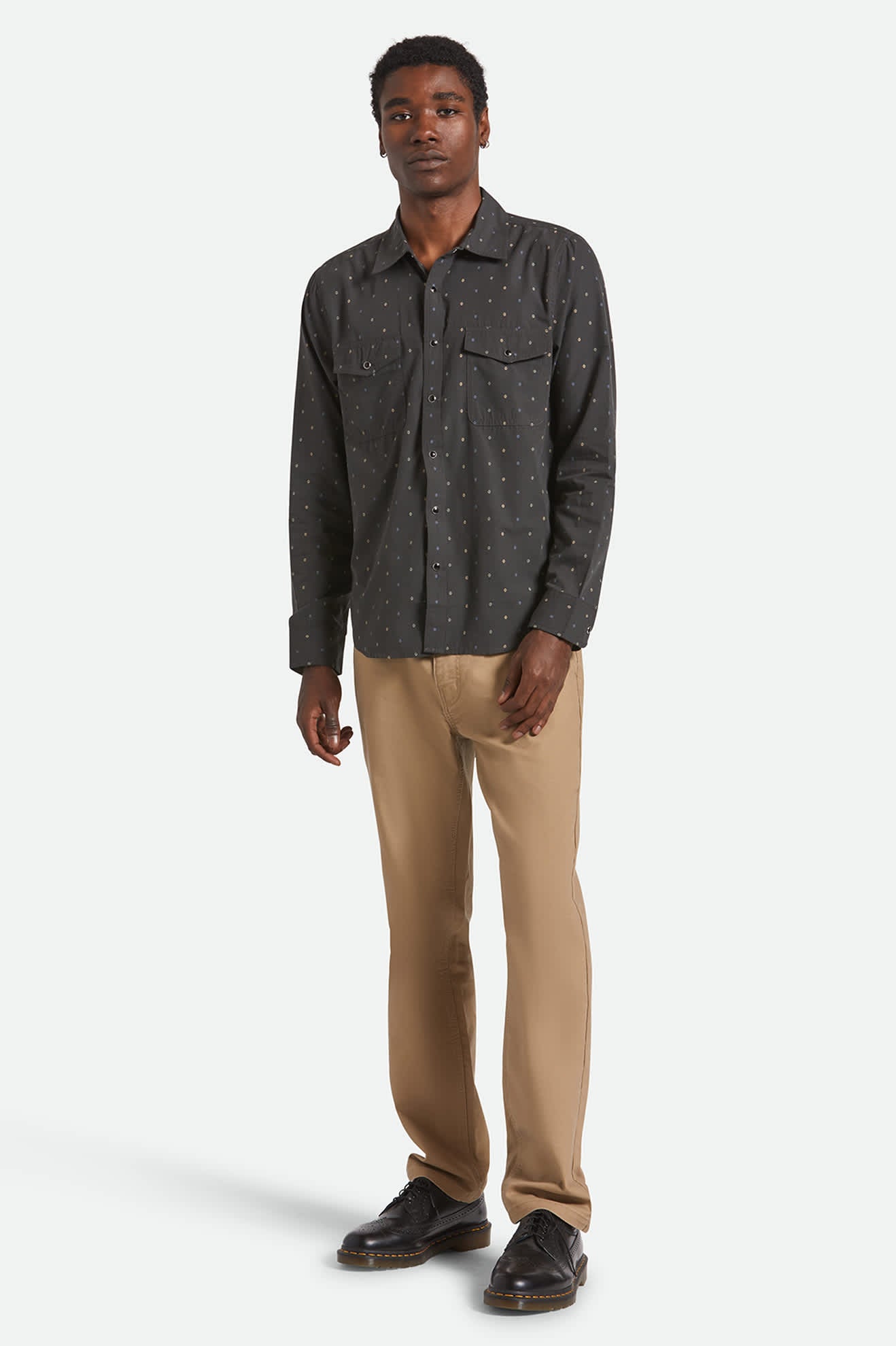 Men's Wayne Western L/S Shirt in the color Asphalt Black - Additional Fit image