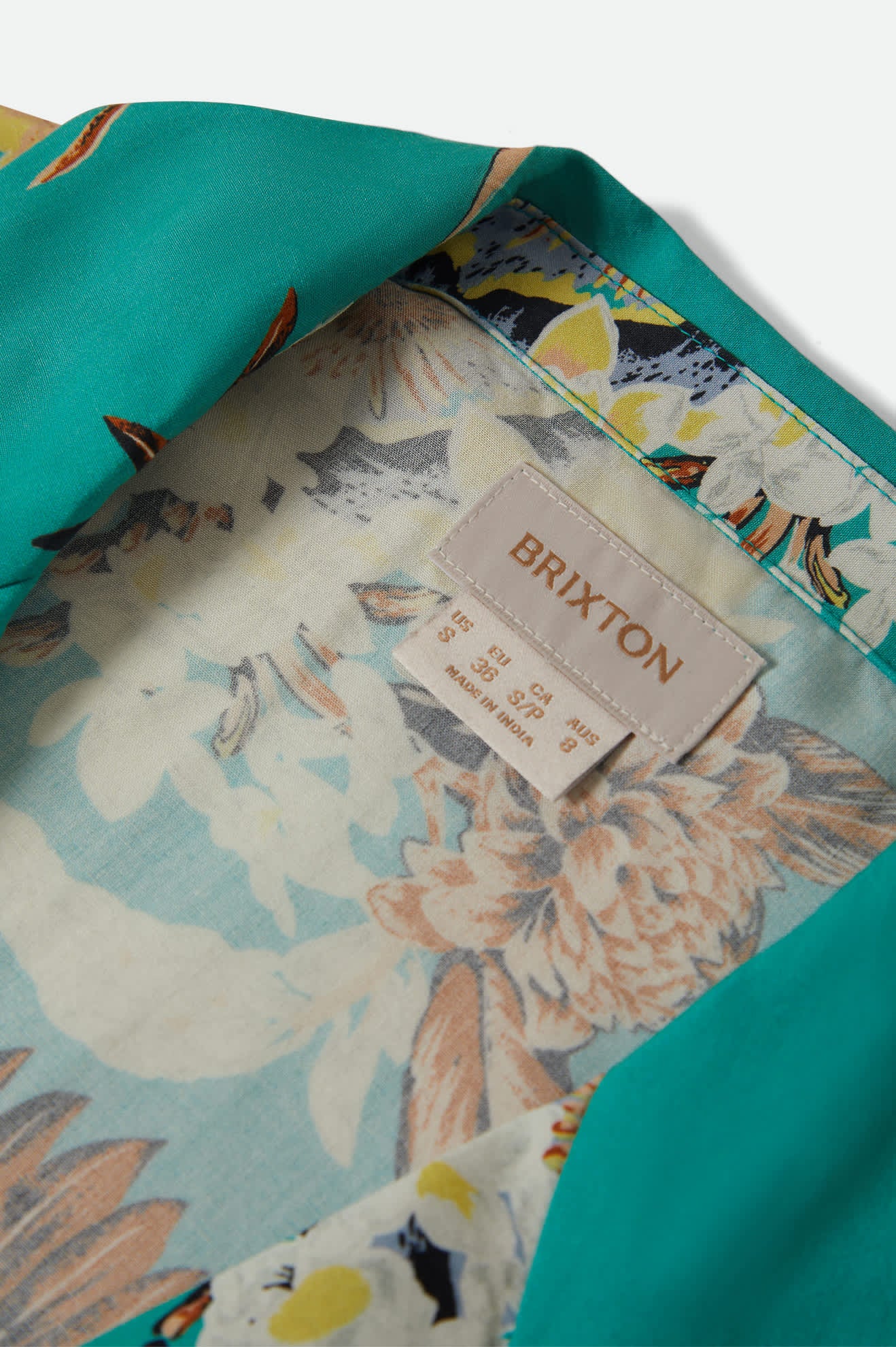 Women's Campos Button Down Shirt in the color Retro Green Flor Campos - Additional Laydown image