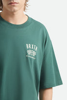 Men's Primary Short Sleeve Cropped Shirt in the color Primal Green - Additional Fit image