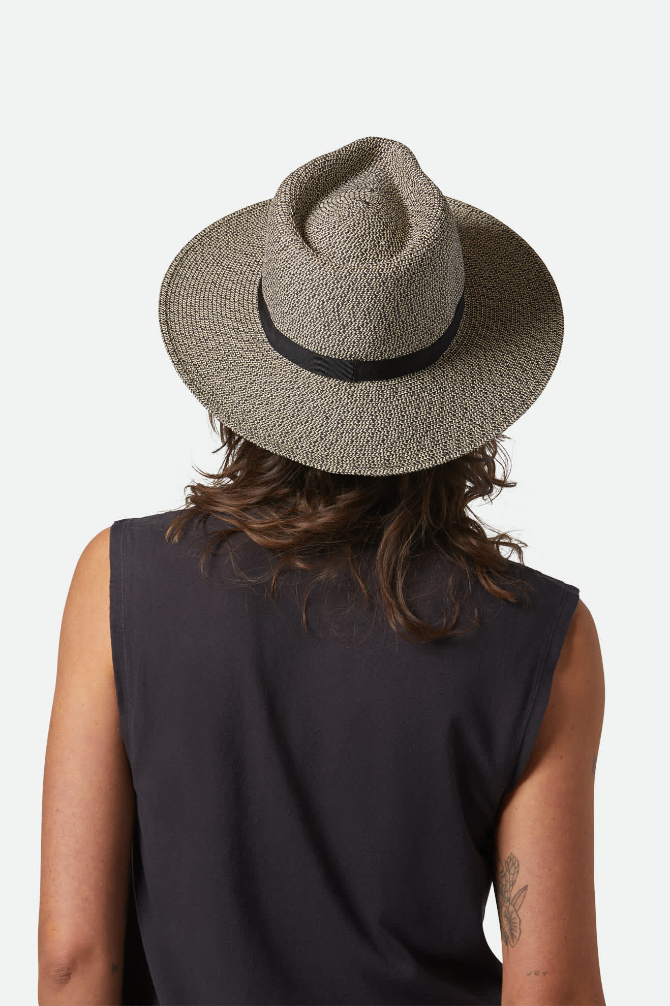 
       Women&#39;s Carolina Straw Packable Travel Hat in the color Black/Natural - Women&#39;s Back View
     