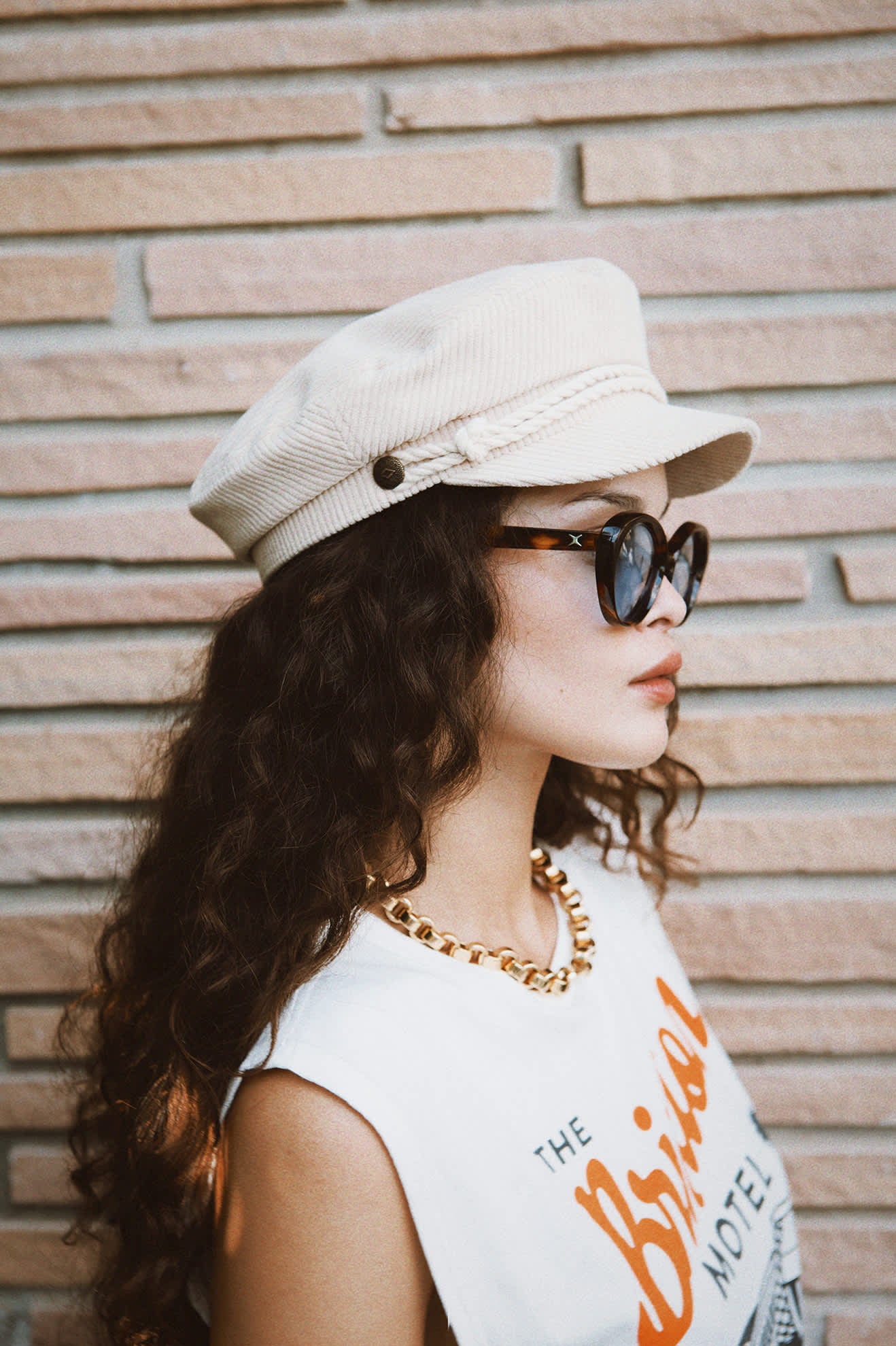 Women's Fiddler Fisherman Cap in the color Macadamia Cord - Men's Lifestyle image
